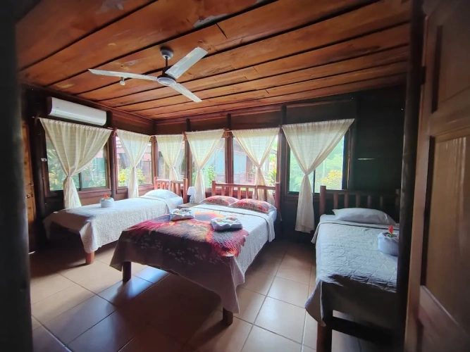 Standard Quadruple room with balcony