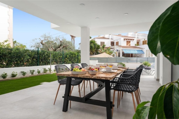 3 Bedrooms Villa