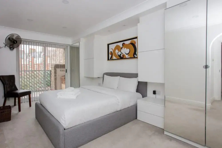 Homely 2 Bedroom Apartment in Maida Vale