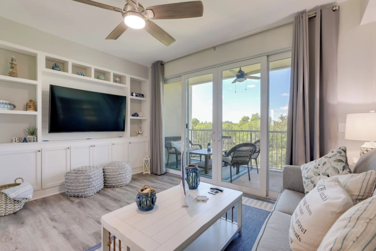 2 Bedrooms Apartment