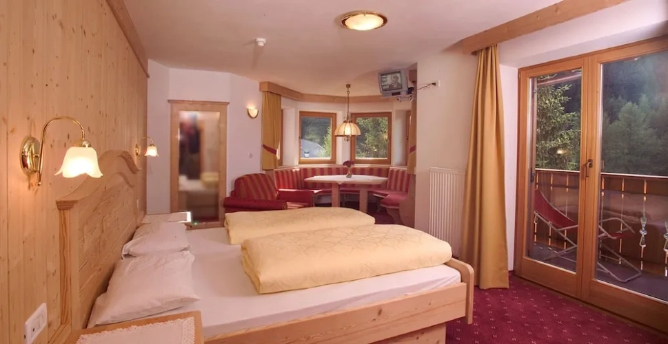 Premium Double room with balcony
