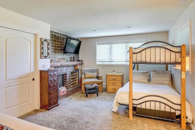 Golf Course & Mtn Views: Avon Gem w/ Gas Grill!