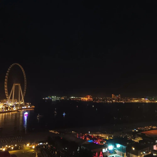 Remarkable 2-bed Apartment in Dubai