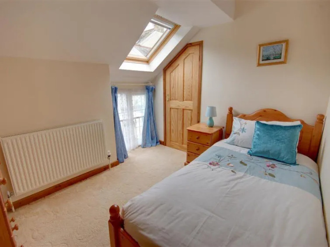 Holiday Home Bakery Cottage