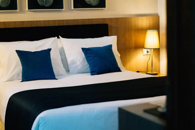 D'Door Hotel