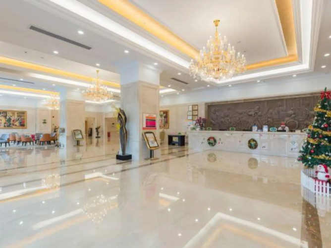 Vienna International Hotel (Shantou Jinhong Highway)