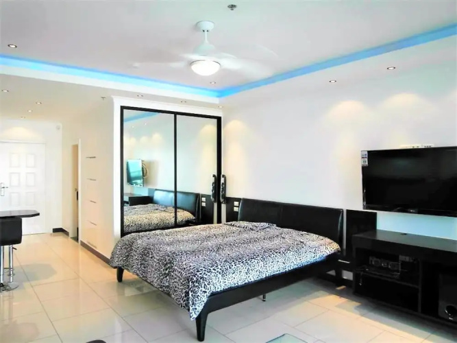 Fantastic sea View Beach Condo