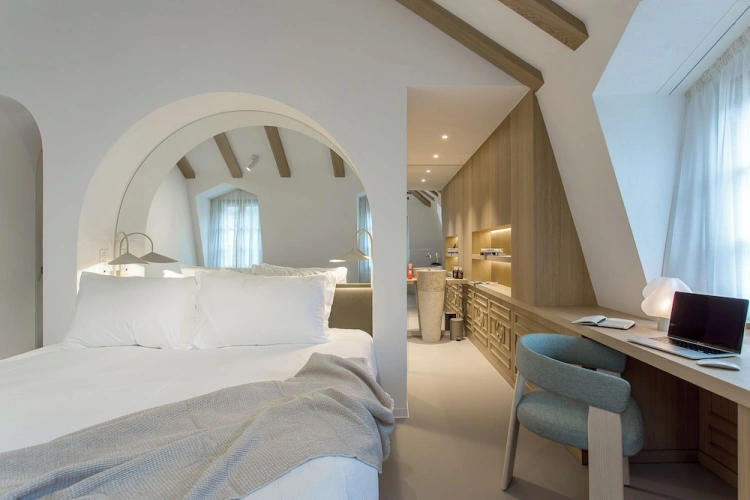 Deluxe room