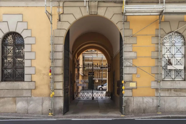 ALTIDO Charming & Stylish 1-BR Apartment in Como