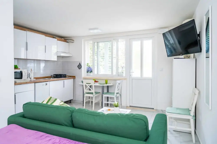 Apartment Laneta