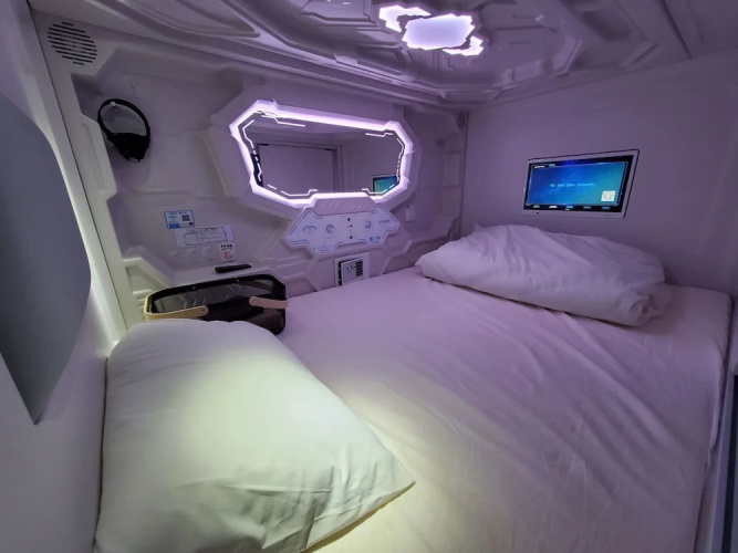 Hotel Galaxy Pod