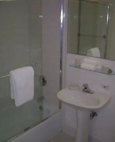 Longacre House Apartments