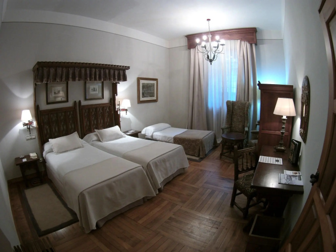 Parador De Santiago De Compostela photo 8