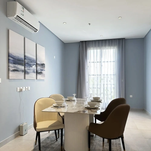 3 Bedrooms Apartment