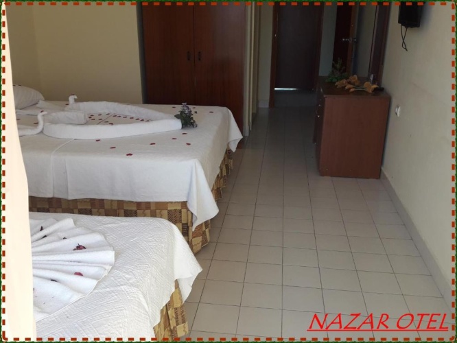 Standard Triple room