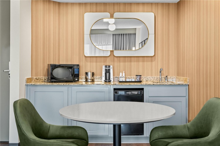 DoubleTree Suites by Hilton Hotel Raleigh - Durham photo 40