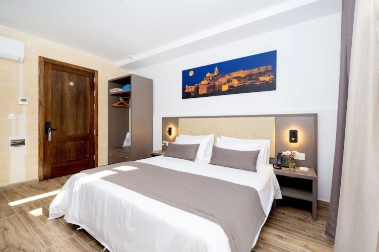 Standard Double room with balcony