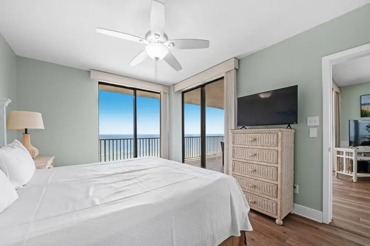 Romar Place 1106