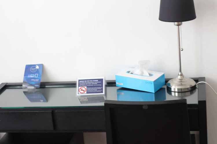 Hotel Cosmotel - Image 12