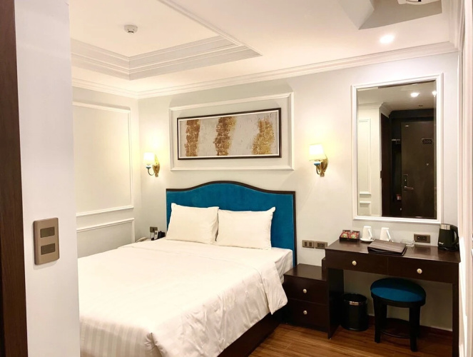 Hồng Vận Hotel