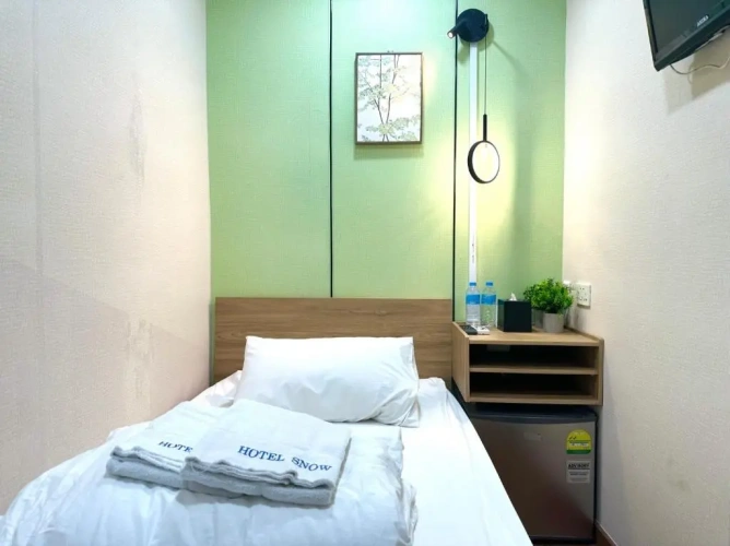 Deluxe Single room