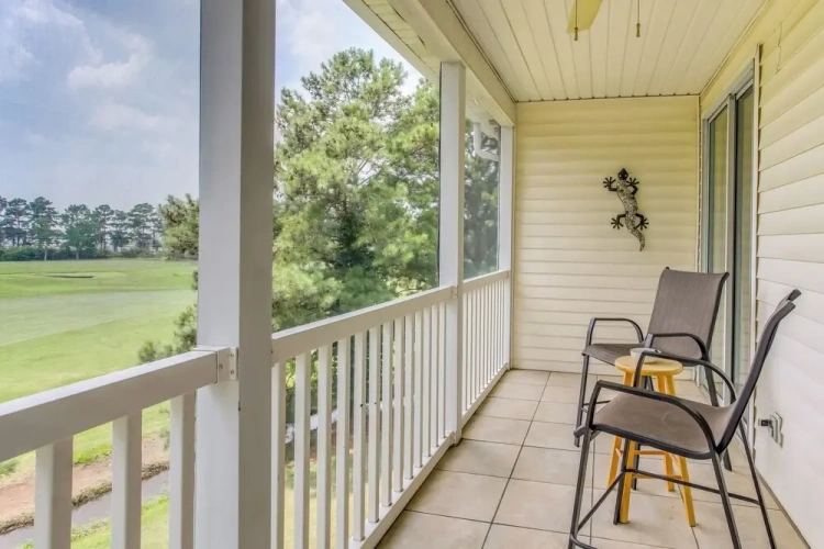 2 Bedrooms Apartment with balcony
