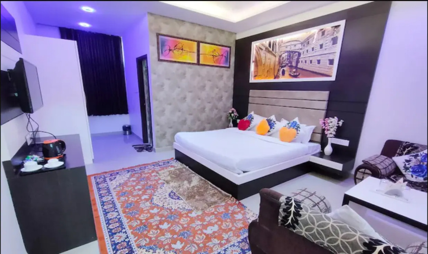 Hotel Anjani Dham