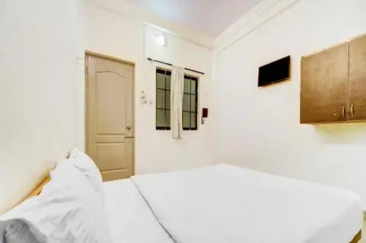 Sampoornam Gents Hostel