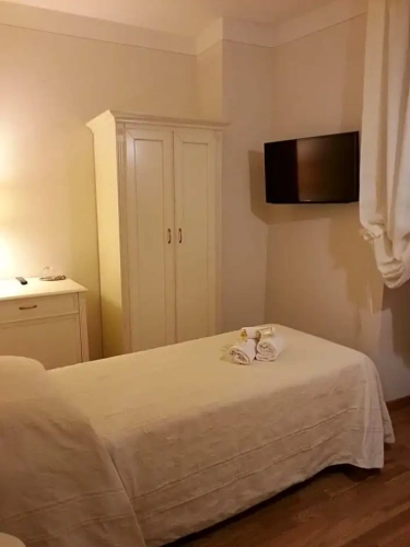 Deluxe Single room with view