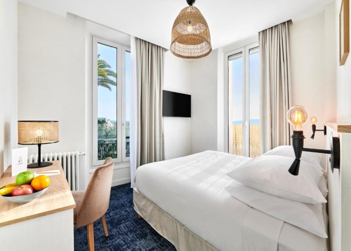 Standard Double room with sea view