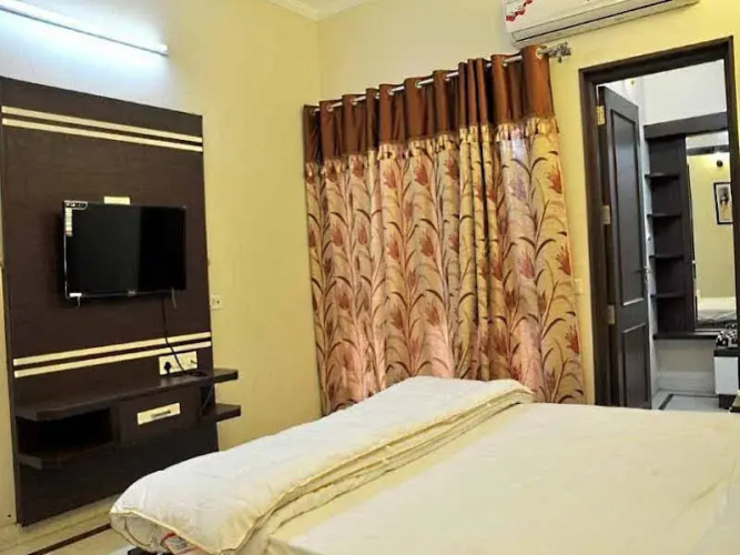 Mohini Home Stay