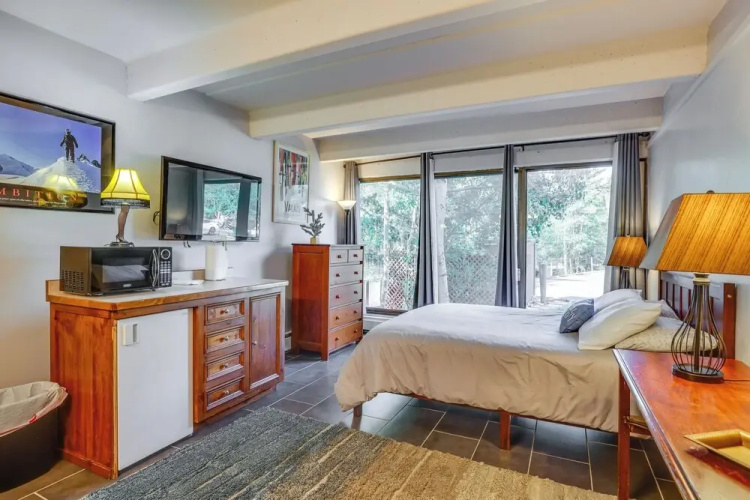 Lakefront Condo w/ Mtn Views in Dillon!