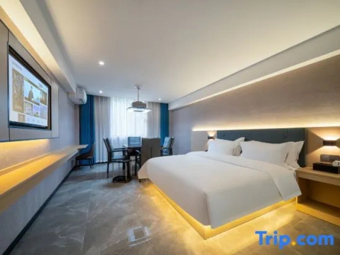 Grand room