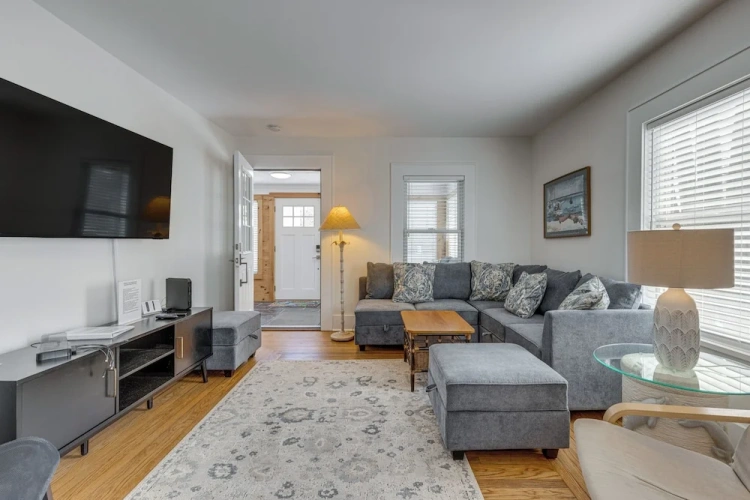 2 Bedrooms Cottage