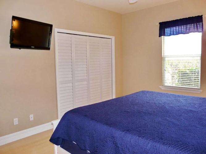 326 Polynesia Court