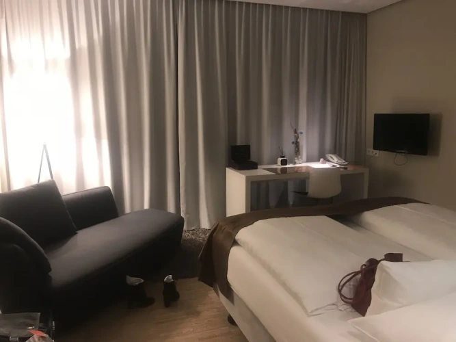 3 Bedrooms Classic Triple room with harbour view
