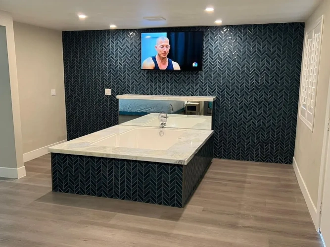 Double Suite