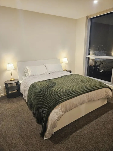 Central Lakeview Apartments