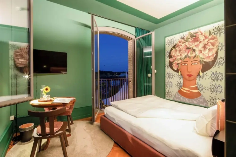 Superior Single room