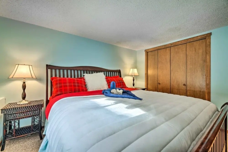3 Bedrooms Apartment