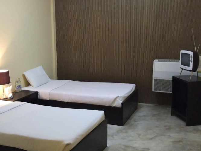 Ayothaya Hotel