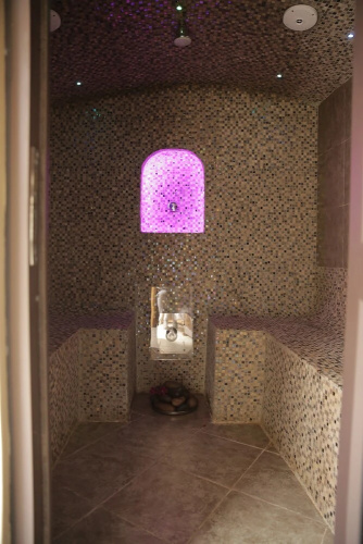 Stallion Place Hotel - Bed and Breakfast