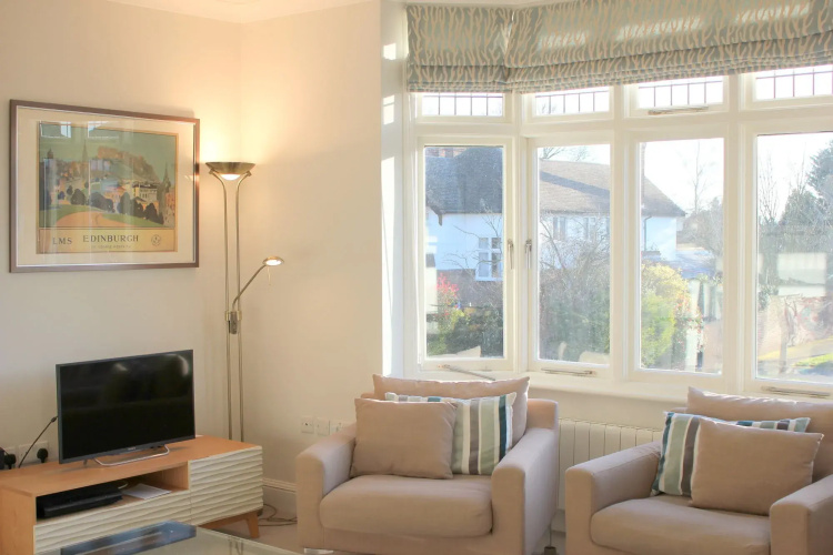 Peymans - The Luxurious Duplex Serviced Apartment