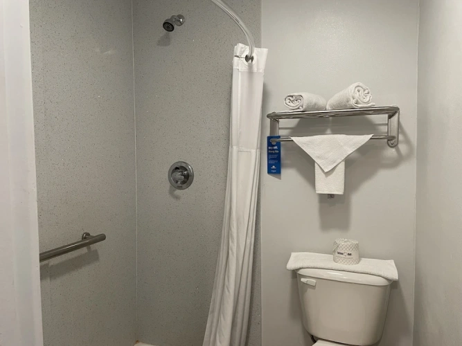 Deluxe Quadruple Suite