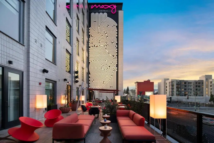 Moxy Oakland Uptown