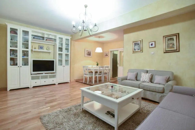 Apartment Center Bubi