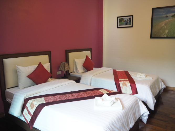 Deluxe Twin room