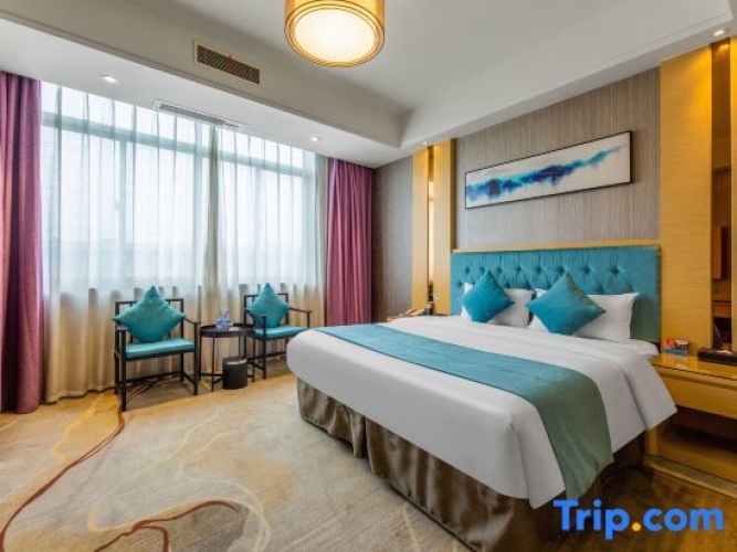 Deluxe Double Suite