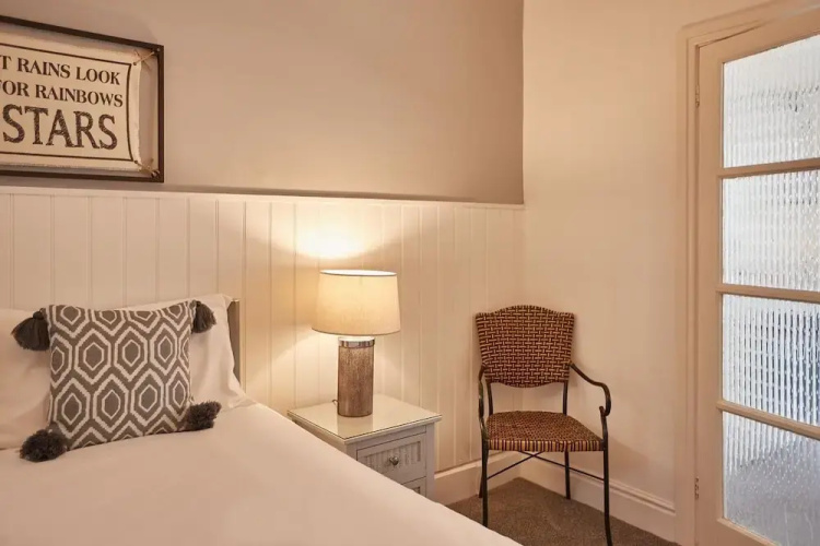 Apartment 1 at Glencoe