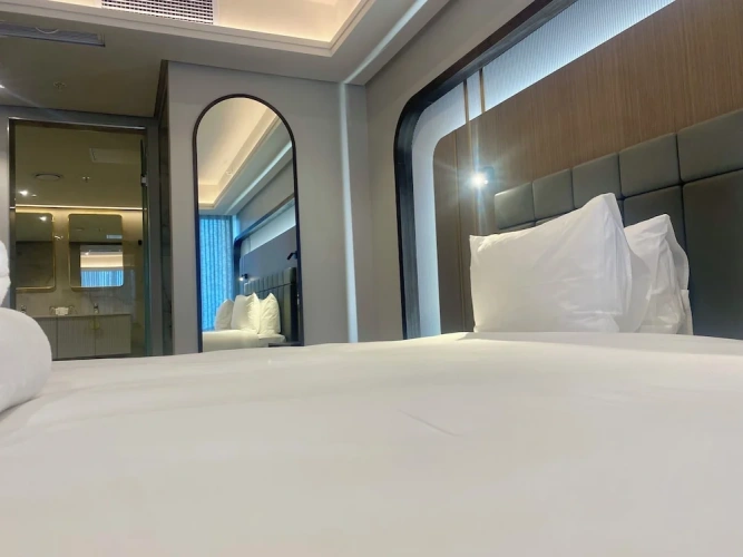 Superior Double Suite with balcony and with city view